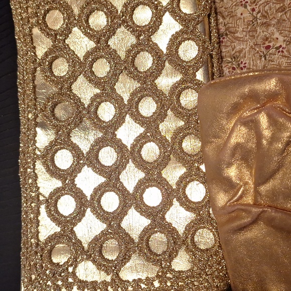 Collection Of 4 Keepsake Classy  Vintage Purses. - Picture 6 of 16